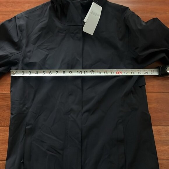 NWT Zella Journey Water Resistant Raincoat Size Small - Picture 8 of 10